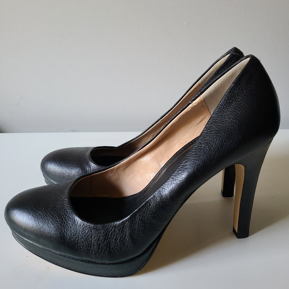 NWOT BR Black leather heels Sz 10